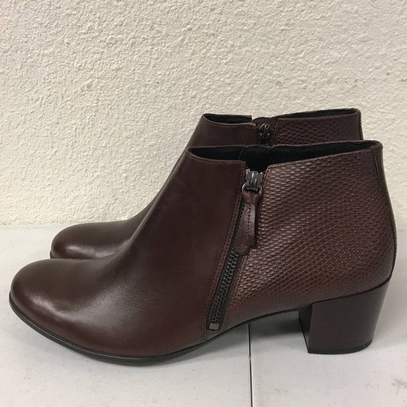 ECCO Women's Size 10 Shape M 35 Zip Ankle Boots, Brown Leather - Picture 4 of 7